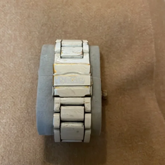 51-30 CHRONOGRAPH WHITE.